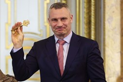 Presidente da Câmara de Kiev recebe chave de honra de Lisboa
