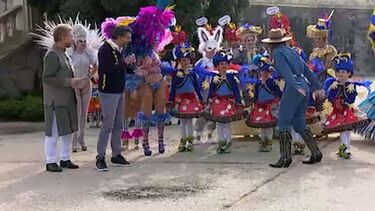 “A Rainha”, uma escola de samba incrível 