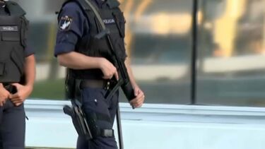 Casal preso seis meses após facada em roubo em Alfama