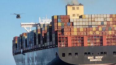 Milagre no mar: Jovem salva a 46 quilómetros da costa após 21 horas à deriva em prancha