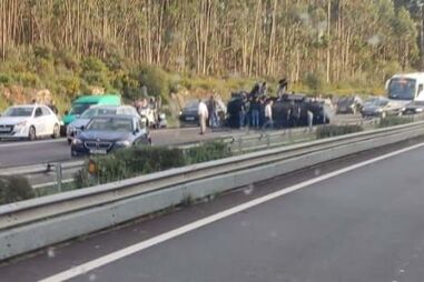 Acidente rodoviário na A1, ao quilómetro 106