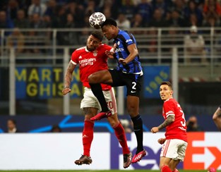 Jogo em Direto Benfica Inter Champions 1 Mão - SL Benfica