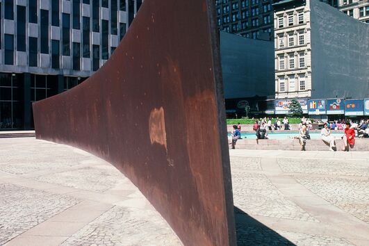 Richard Serra, Tilted Arc, 1981