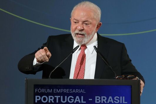 Lula da Silva nasceu no povoado de Caetés, município de Garanhuns, no estado de Pernambuco