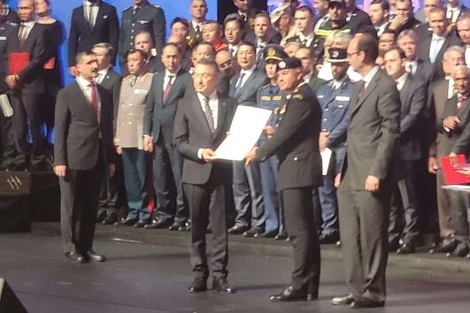 Equipa portuguesa de resgate condecorada pelo presidente da Turquia