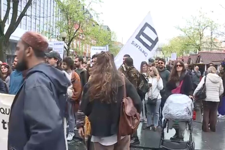 Manifestações pelo direito à habitação em todo o País