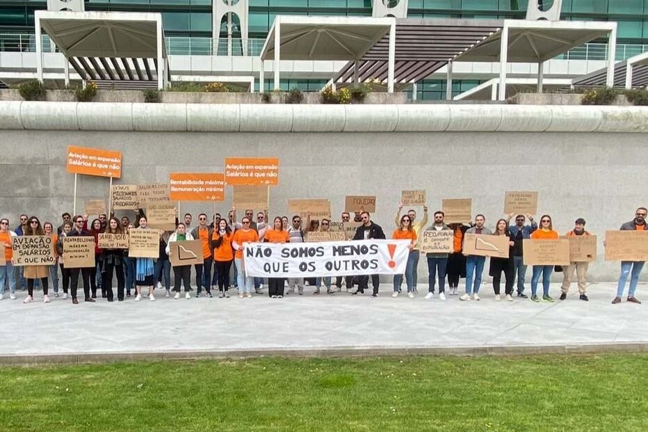 Grevistas da EasyJet em protestos no aeroporto Sá Carneiro