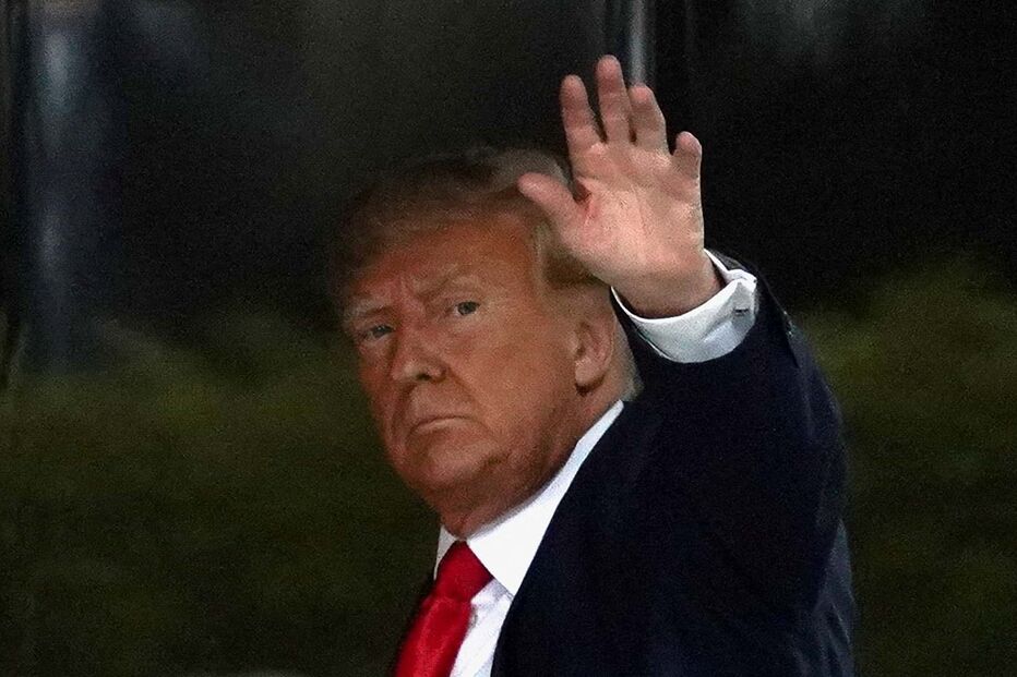 Donald Trump a chegar à Trump Tower