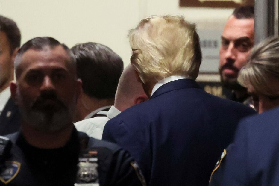 Donald Trump à saída do tribunal de Manhattan