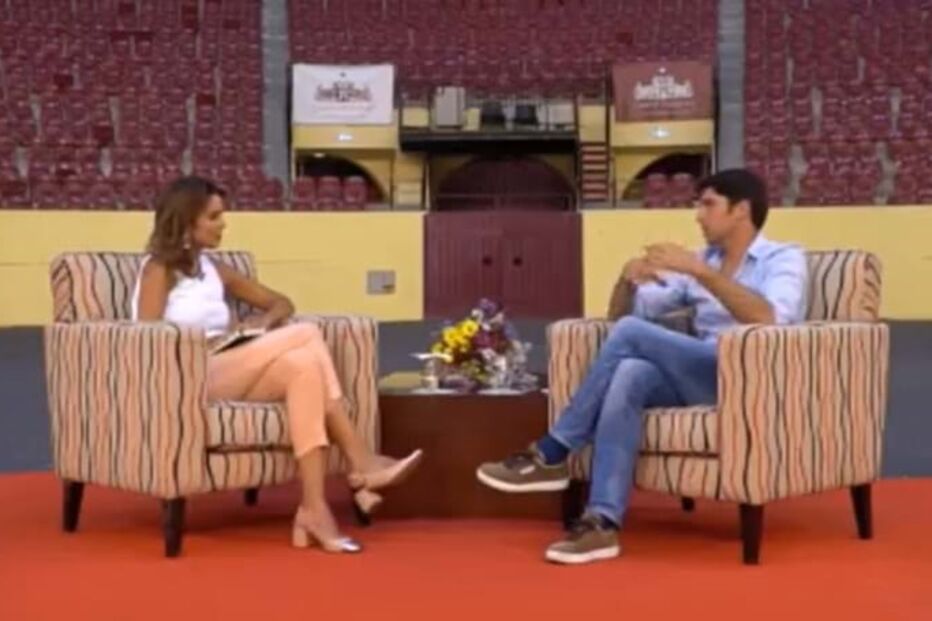 A apresentadora e o toureiro, numa entrevista em 2019