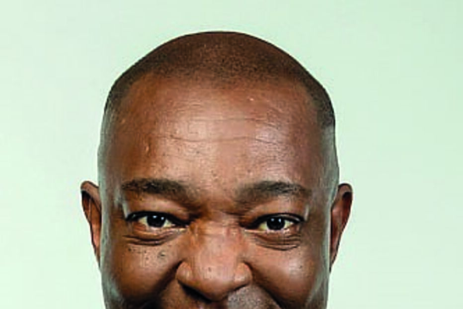 Daniel Nascimento, apresentador, comentador e cantor