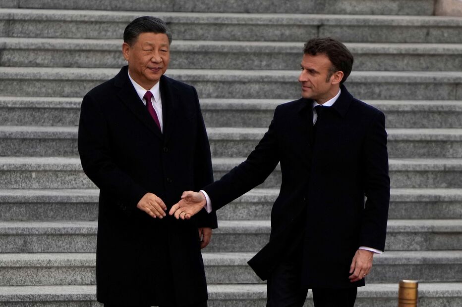 Xi Jinping e Emmanuel Macron