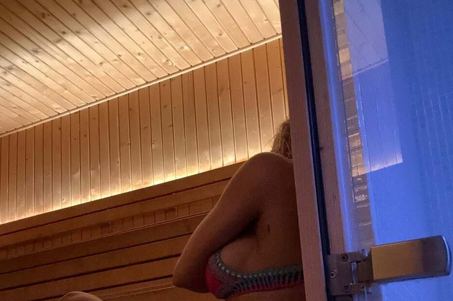 Luciana Abreu deslumbra seguidores com as suas curvas