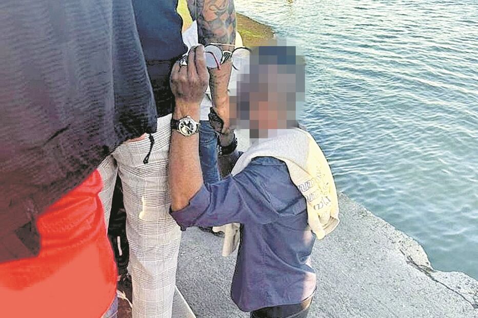 Gang, tráfico de droga, beijo