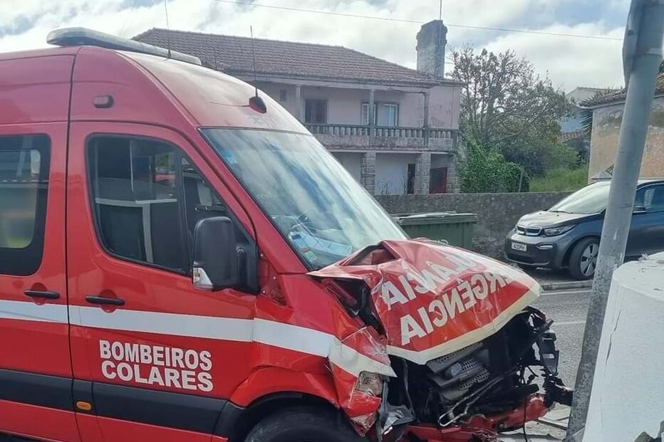 Acidente deixa bombeiros de Colares sem ambulâncias de socorro