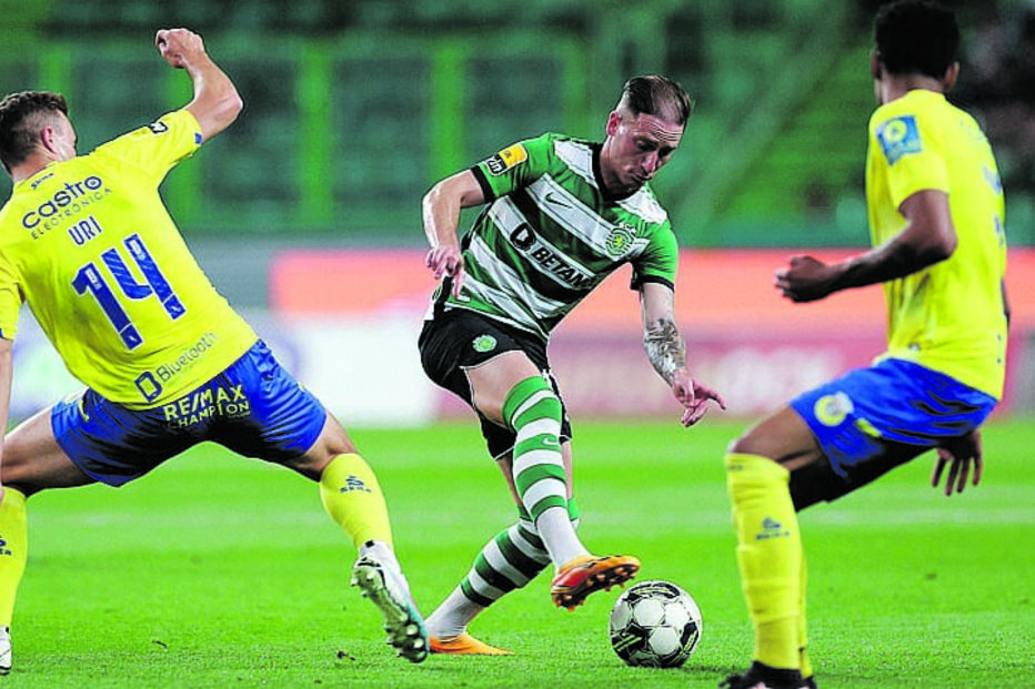 O Arouca esteve sempre muito bem organizado na defesa, com mais do que um homem na zona da bola