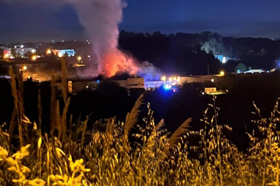 Incêndio na Lugrade em Coimbra