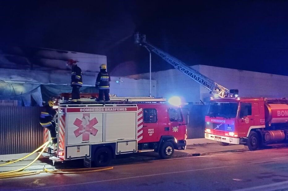 Incêndio na Lugrade em Coimbra	