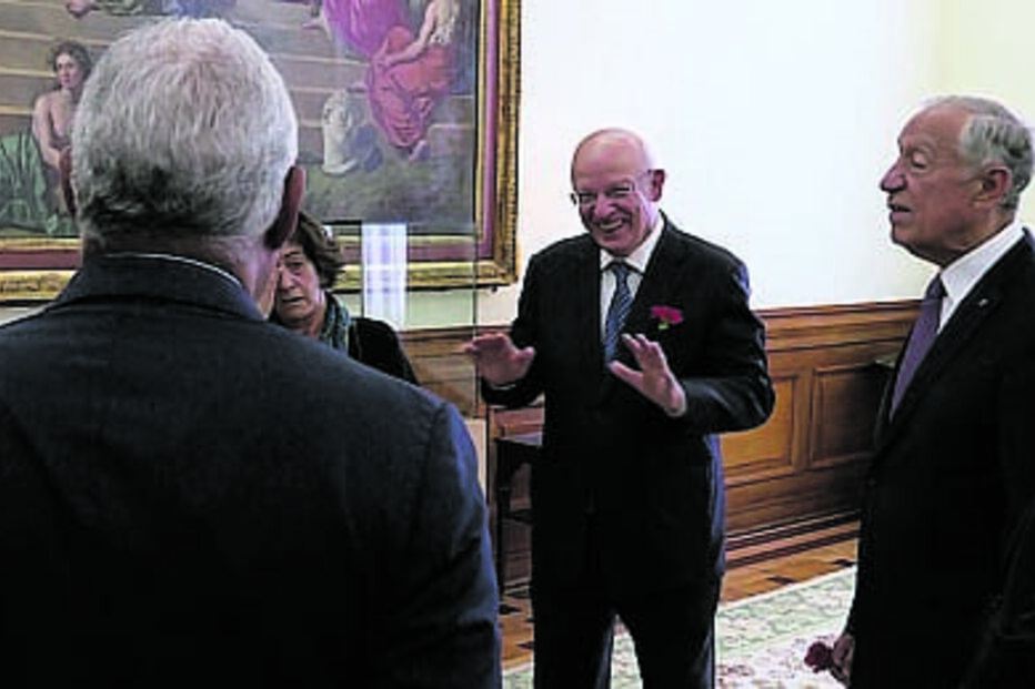 Marcelo, Santos Silva e Costa apanhados em vídeo a comentar 'ralhete' ao Chega