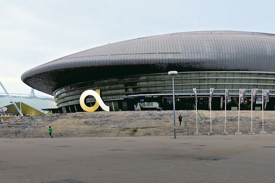 Imagem P35_ABERTURA_ESCURECER_TITULO.jpg (17826201) (Milenium)