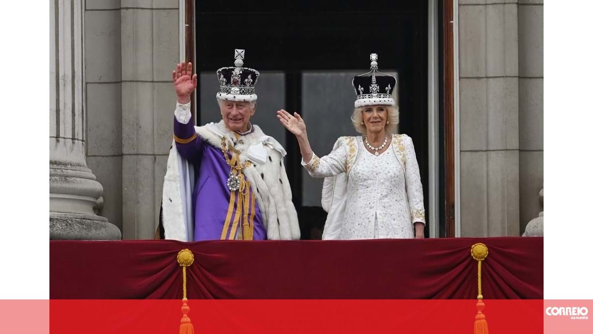 Coroação de Charles III: milhares de pessoas acompanharam a cerimônia nas  ruas e houve protestos, Jornal Nacional