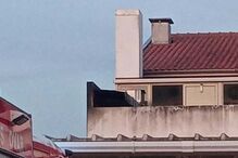 Incêndio destrói zona de extração de fumos de restaurante em Ovar