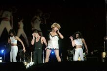 Tina Turner, Restelo