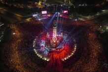 Benfiquistas celebram título no Marquês