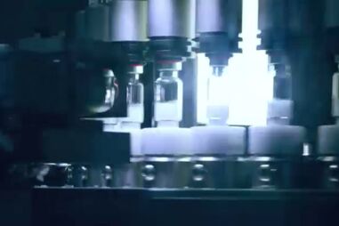 Ator de 'Cinquenta Sombras de Grey' hospitalizado em Portugal devido a lagartas tóxicas