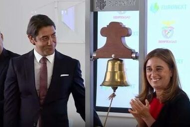 Benfica SAD coloca 50 milhões de euros em obrigações com procura a superar os 121 milhões 