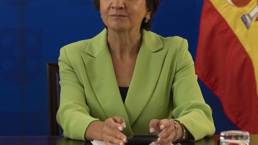 Ministra da Agricultura e ex-presidente do Tribunal Constitucional foram vítimas da burla "Olá mãe, olá pai"