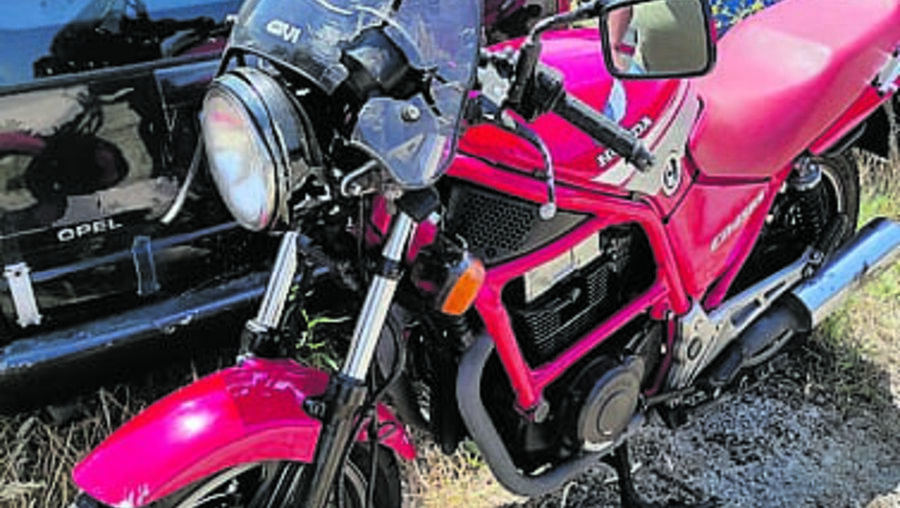 Moto em que seguia a vítima