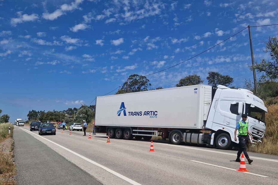 Colisão em São Bartolomeu de Messines