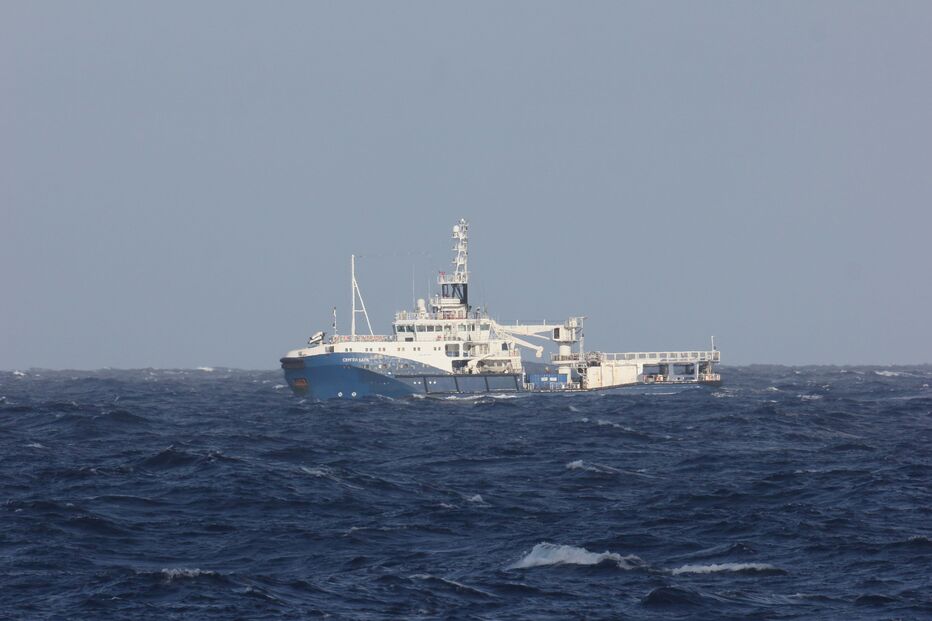 Marinha acompanhou a passagem de navios russos em águas nacionais