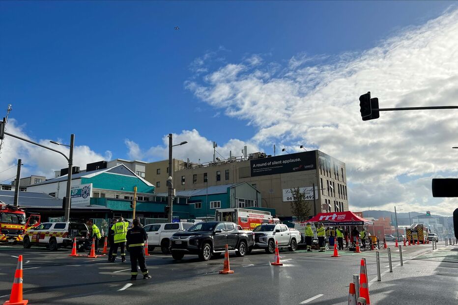 Meios de emergência no local do incêndio na Nova Zelândia