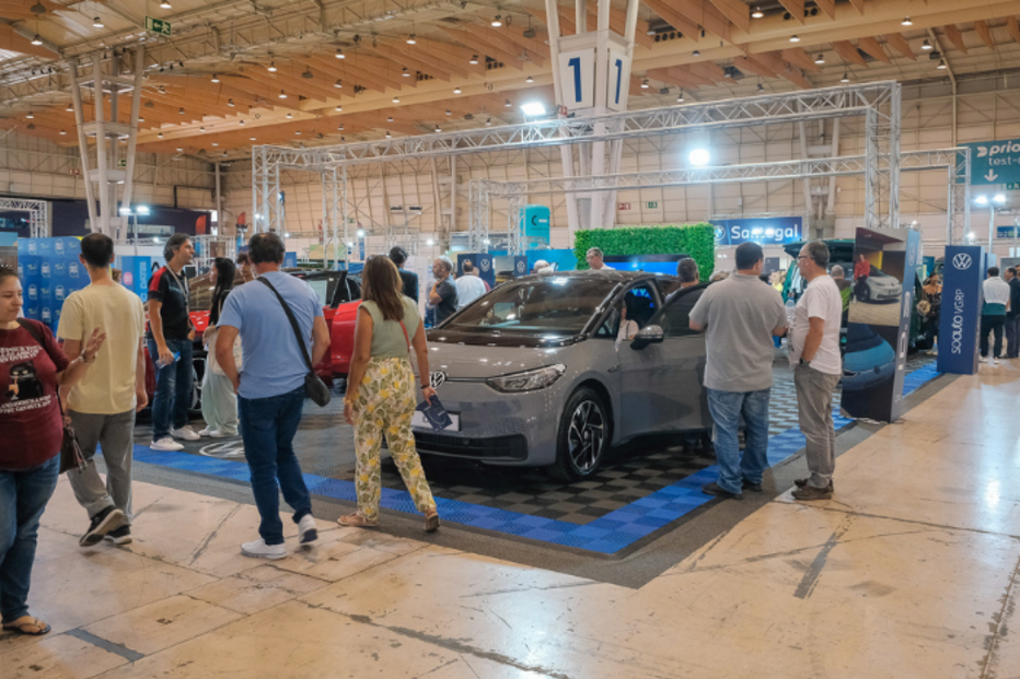 2023-05-16_19_11_50 Ecarshow23 (3).png