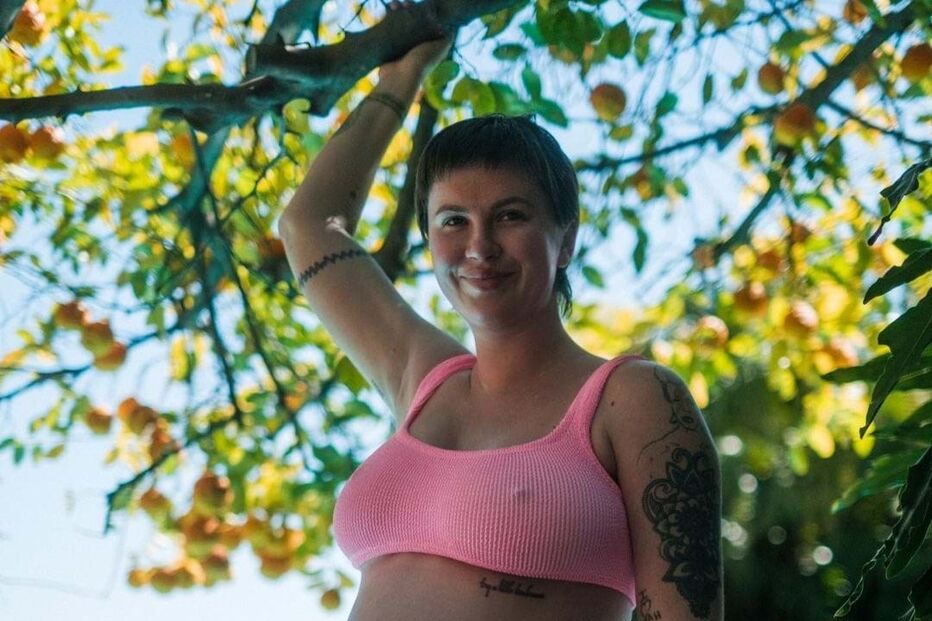 Ireland Baldwin deu à luz a primeira filha 