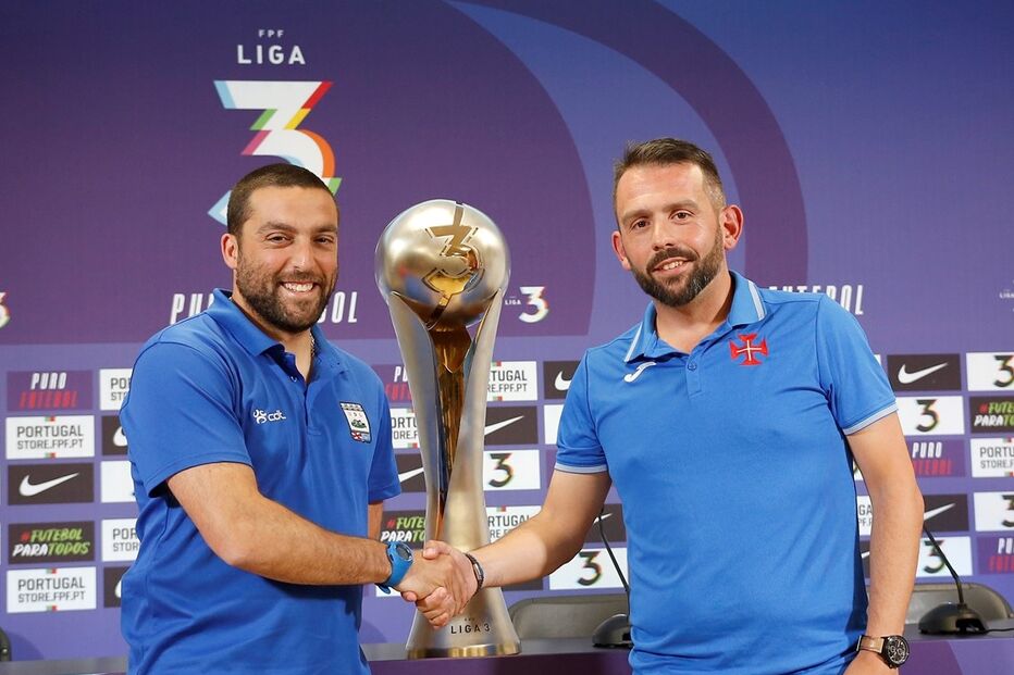 Técnicos Vasco Botelho (U. Leiria) e Bruno Dias (Belenenses)