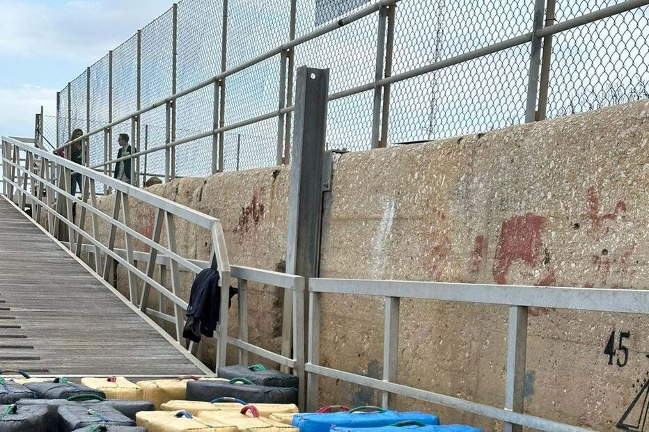 Embarcação com mais de quatro toneladas de haxixe apreendida em Tavira