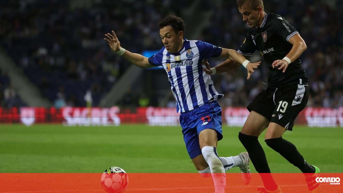 Pepê admite "avaliar" propostas para sair do FC Porto
