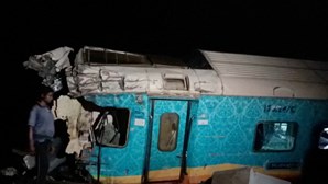 Novo balanço de acidente ferroviário na Índia eleva número de mortos para 288