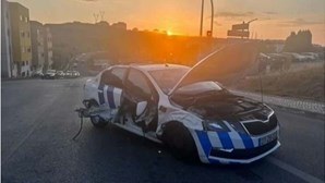 Dois agentes da PSP feridos em violenta colisão em Sintra