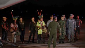 Comandante das Forças Armadas colombianas fala em "momento de alegria" após resgate das quatro crianças desaparecidas