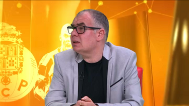 Luís Pedro Sousa: “Meio campo vai ser João e Kokçu”