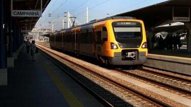 Linha do Norte vai ter esta quinta-feira quatro comboios de longo curso a circular