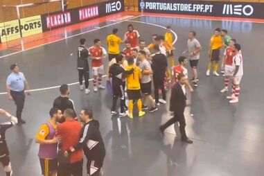 Jogo de futsal entre Sp. Braga e Benfica acaba com agressões entre jogadores e staff