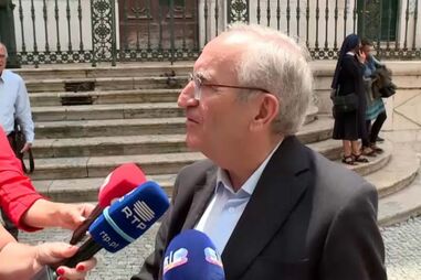 "Sinto-me envergonhado": Ex-ministro das Finanças sobre casos de abuso de menores na Igreja