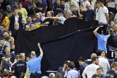 Jornalista polaco morreu após sentir-se mal na final da Champions de Andebol