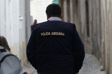 PJ detém homem procurado em França por crimes de burla