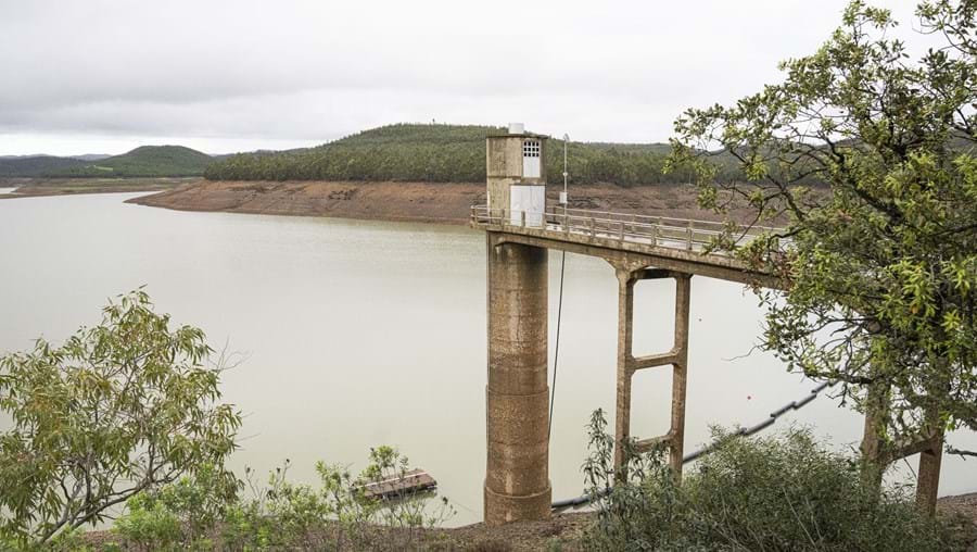 A bacia do Barlavento algarvio, correspondente à Barragem  da Bravura, apresentava 12,7%